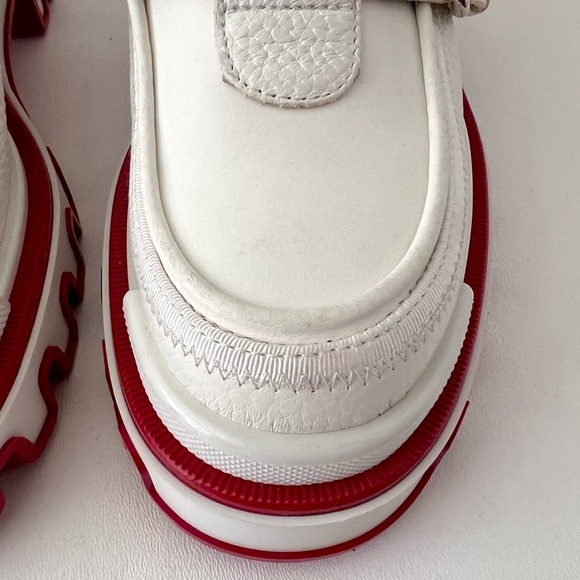 CHRISTIAN LOUBOUTIN | Dune Buckle Red Sole Ankle Platform Booties White Leather - Picture 5 of 16